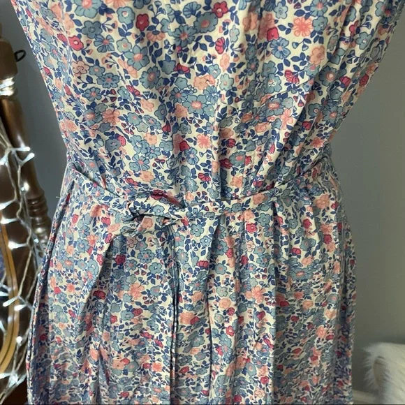 Kacey Hughes blue floral dress - Picture 6 of 12